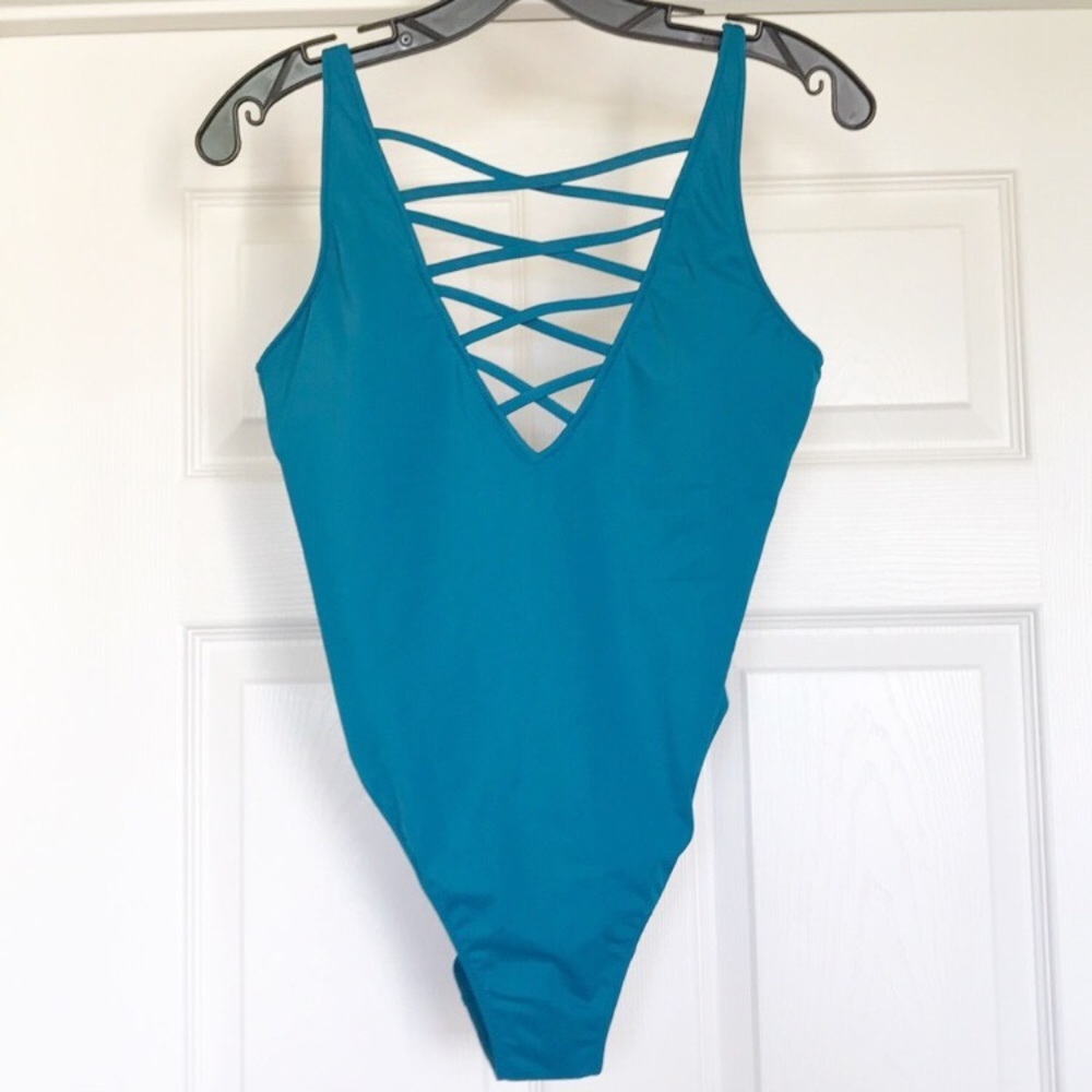 NWT PINK Victoria’s Secret One Piece Swimsuit M